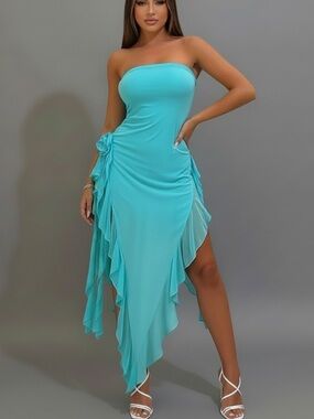 NWT FASHION NOVA Parisian Dreams Strapless Maxi Dress